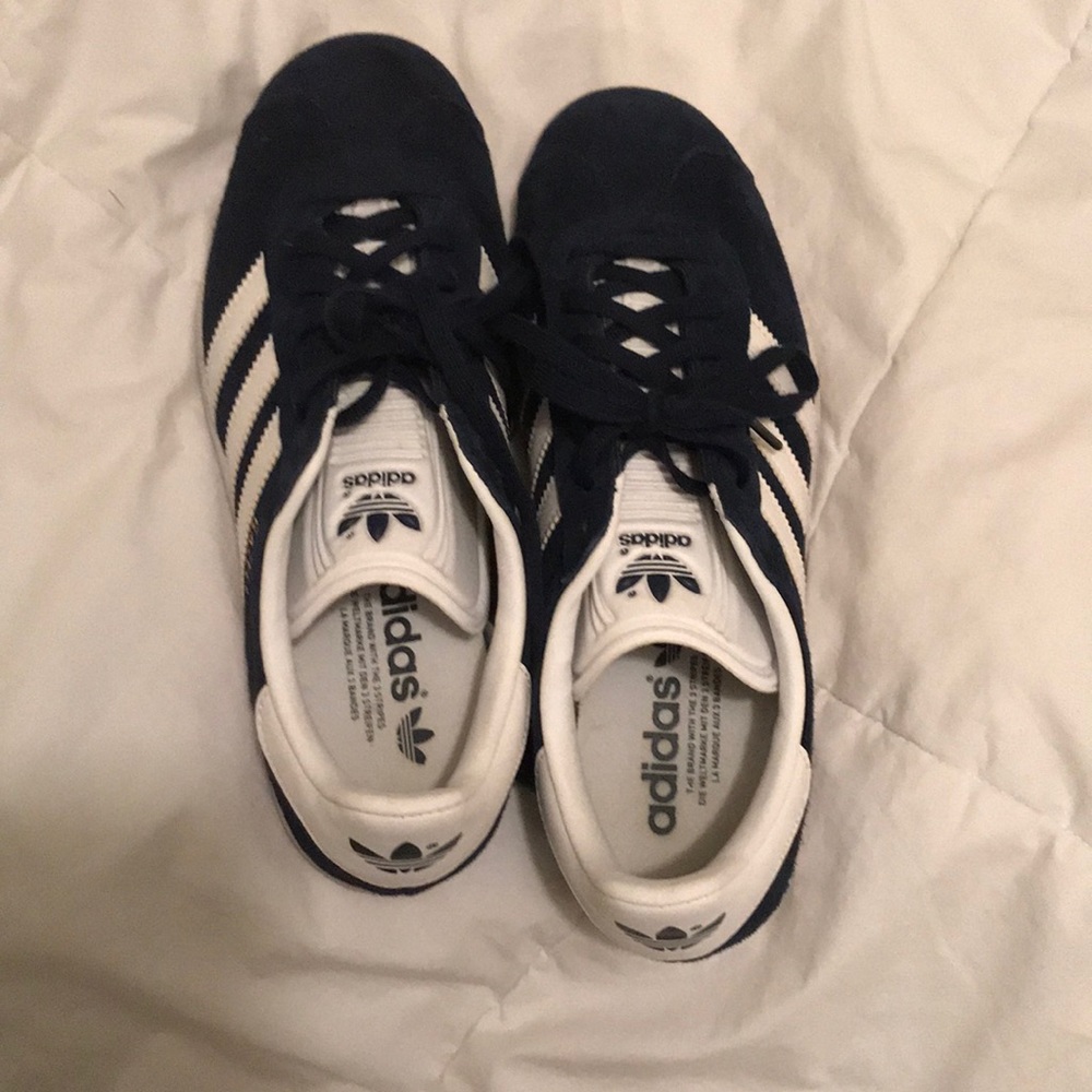 Adidas Gazelle Shoes in Navy